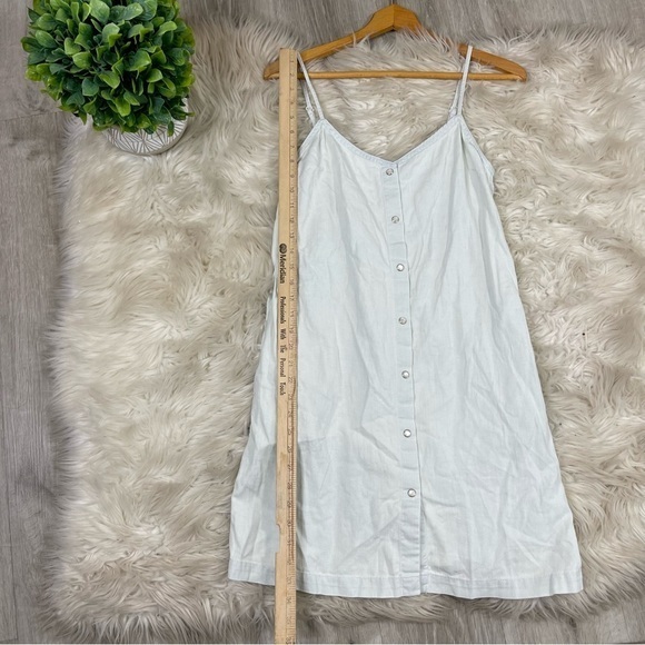 Wilfred Free Aritzia Chambray Pearl Button‎ Up Dress - Picture 3 of 10